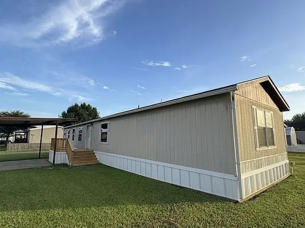2300 Ward Bend Rd Trlr 778, Sealy, TX 77474