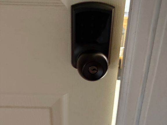3rd image of 105 Robert Dr Floor 1