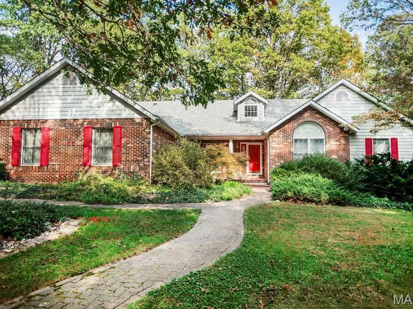 6 Jenn Laur Dr, Edwardsville, IL 62025