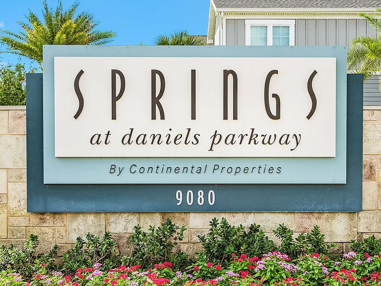 Springs at Daniels Parkway — Photo 97