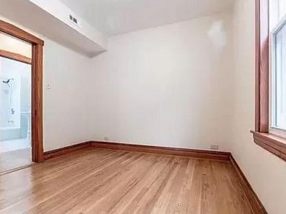 5th image of 2252 N Laramie Ave #2