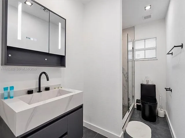 270 NW 41st St — Photo 16
