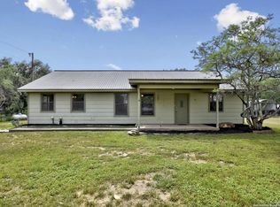 113 N Avenue Q, Johnson City, TX 78636