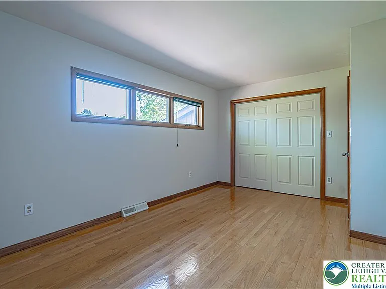 3705 Vale View Dr S — Photo 25