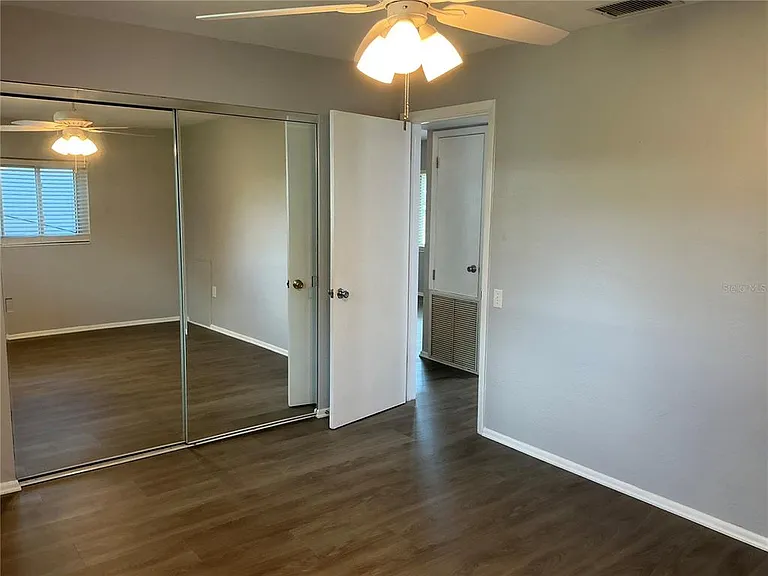 10888 Temple Ave — Photo 14