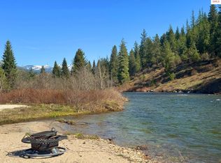 6045 Upper Pack River Rd, Sandpoint, ID 83864