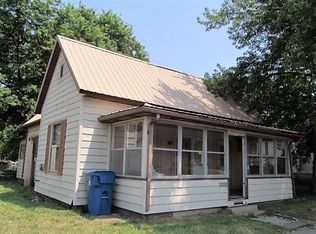 808 15th St, Lawrenceville, IL 62439