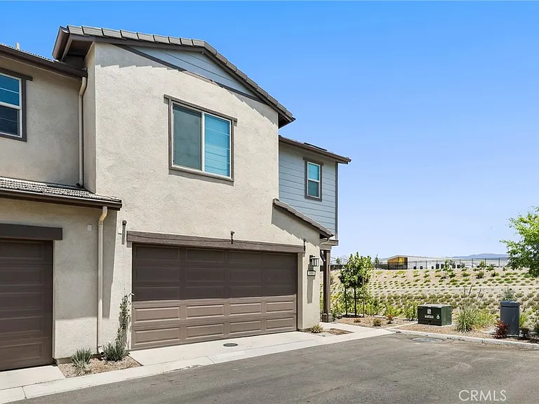 880 Cornelia Way Rancho — Photo 1