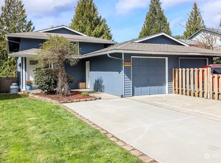 9028 11th Pl W, Everett, WA 98204