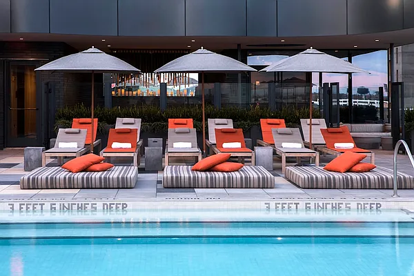 Rented by Tishman Speyer | media 7