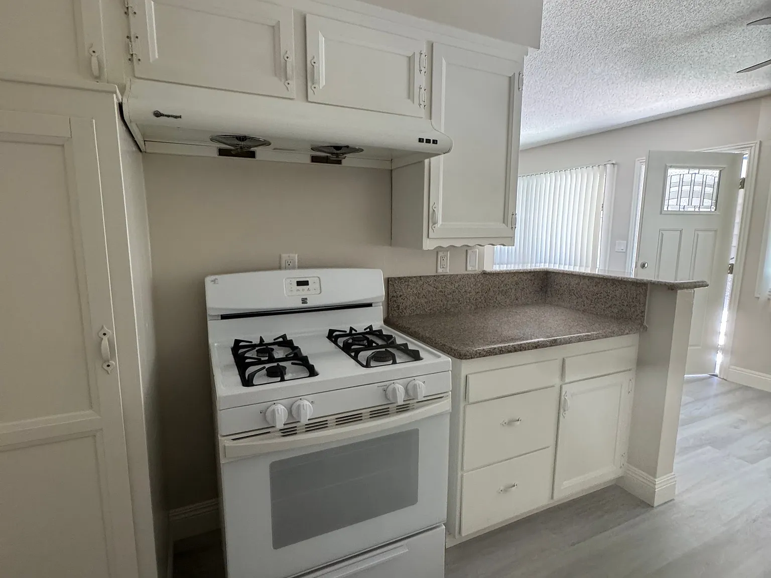 1 bed, $1,995 — Photo 4