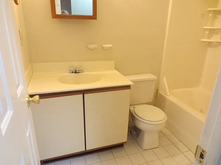 1531 Penrose Arch — Photo 15
