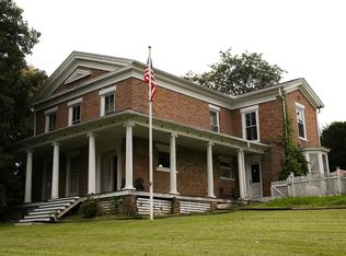 615 Plum St, Peru, IL 61354