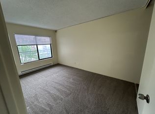 4130 11th Ave NE #2007, Seattle, WA 98105