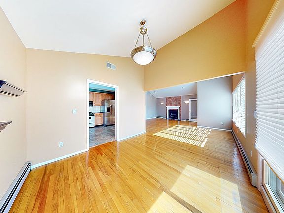 5th image of 35 Overlook Ave