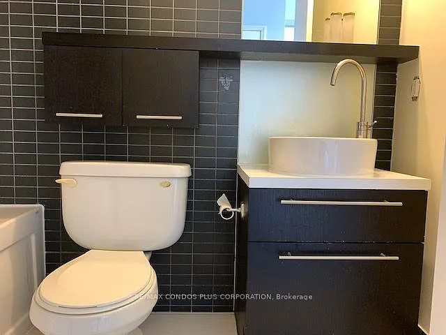 21 Carlton St #3807 — Photo 5