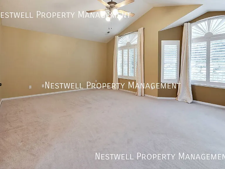 204 N Fairway Dr — Photo 13