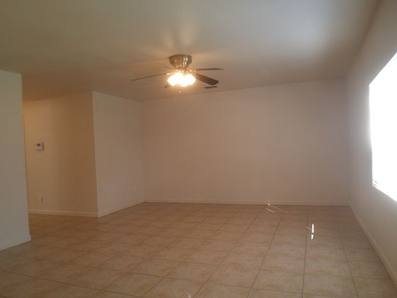 4th image of 6217 Almond Ave #C91f5a889