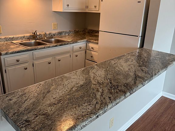 4th image of 151 N 41st St #205