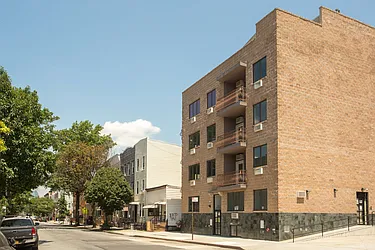 164 Kingsland Avenue in East Williamsburg