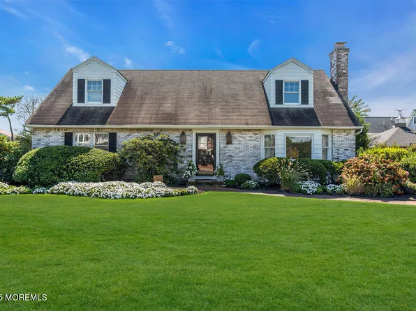 7 Monmouth Shire Lane, Spring Lake, NJ 07762