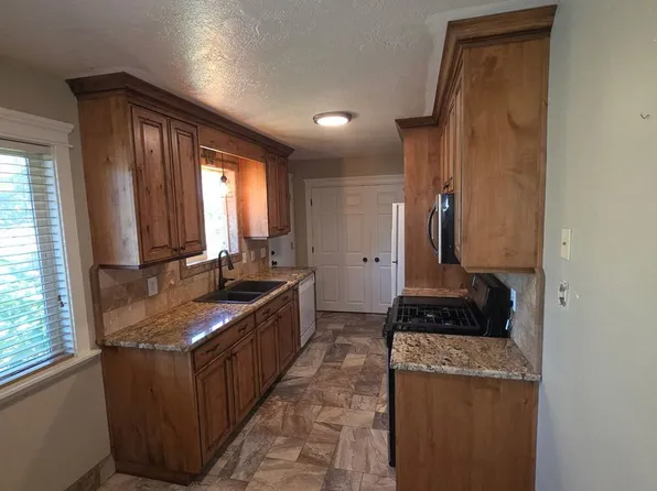 355 Kurtwood Dr, Pocatello, ID 83204