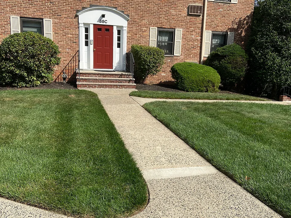 38 Sandra Cir #C1