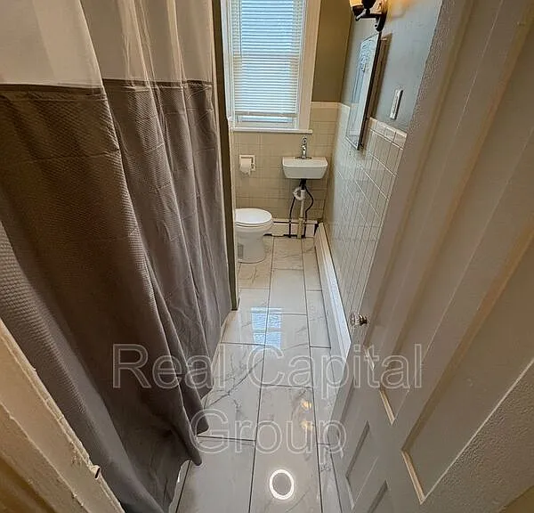 708 Westover Pl #4 — Photo 2