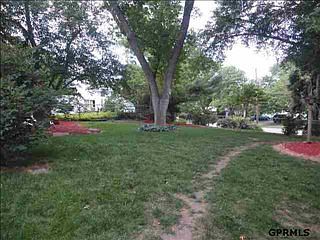 4th image of 9804 Nina St