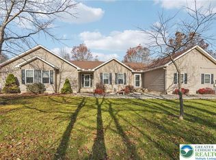 19 Farmer Ct, Albrightsville, PA 18210