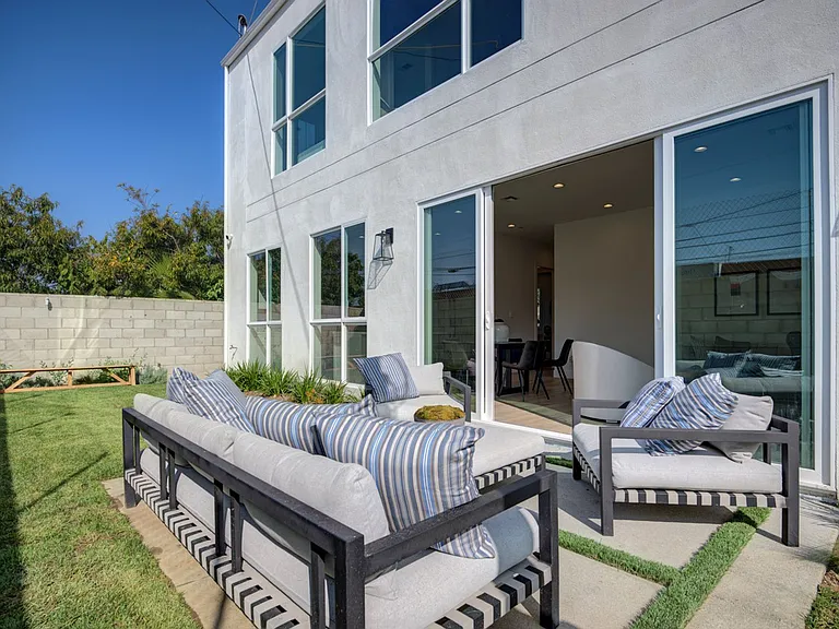 Fantastic 2 Story Farm House style Home with 4 Bedrooms and 3 Baths in Mid City area — Photo 39