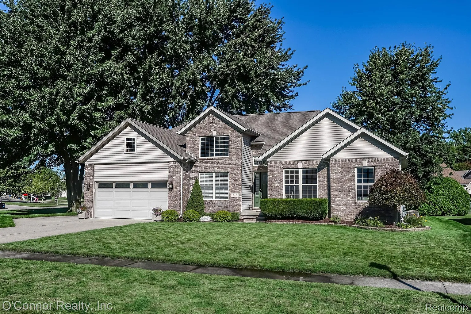 940 Covington Ct photo 1
