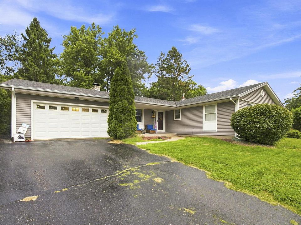1st image of 3121 Windsor LANE