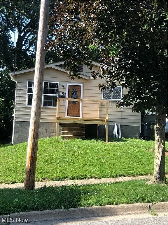 1159 Stanwood Ave photo 1