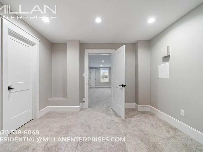 1088 Veridian Dr #B — Photo 48