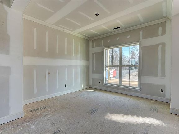 3rd image of 2214 Baker Crossroad Rd