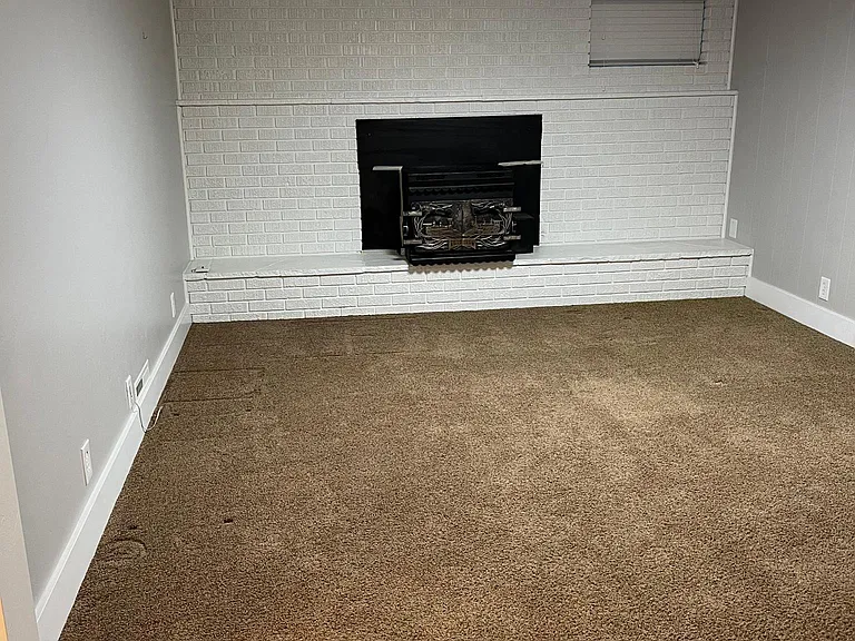 570 Horrocks Dr — Photo 16