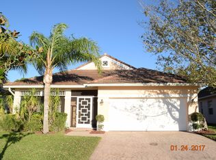 154 NW Pleasant Grv, Port Saint Lucie, FL 34986