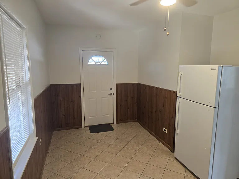 3002 S Wells St #2R — Photo 5