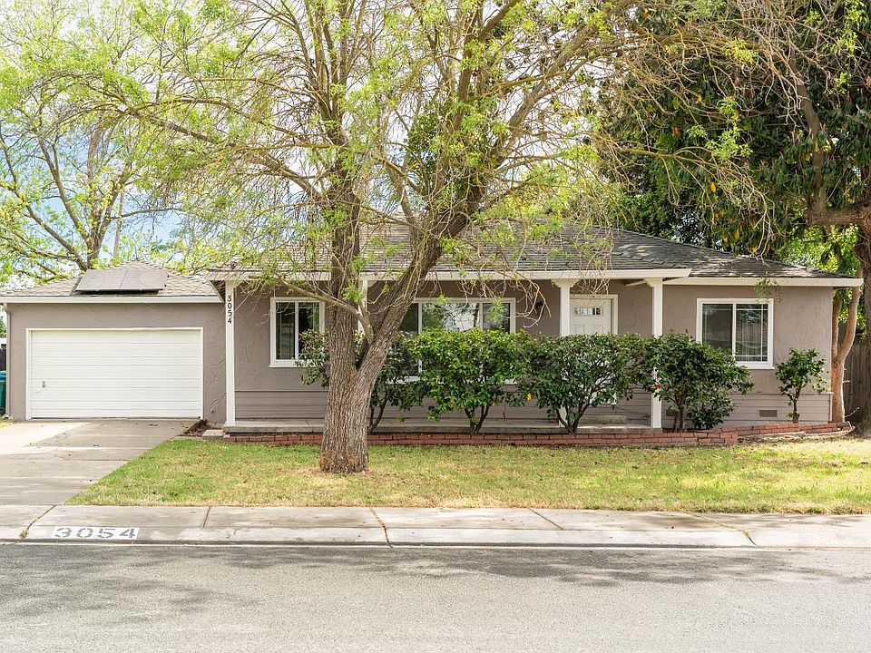 1st image of 3054 Princeton Ave