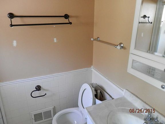 5th image of 141 Ramblewood Dr