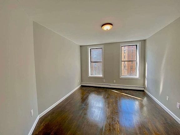 5th image of 2471 Grand Ave APT 5D