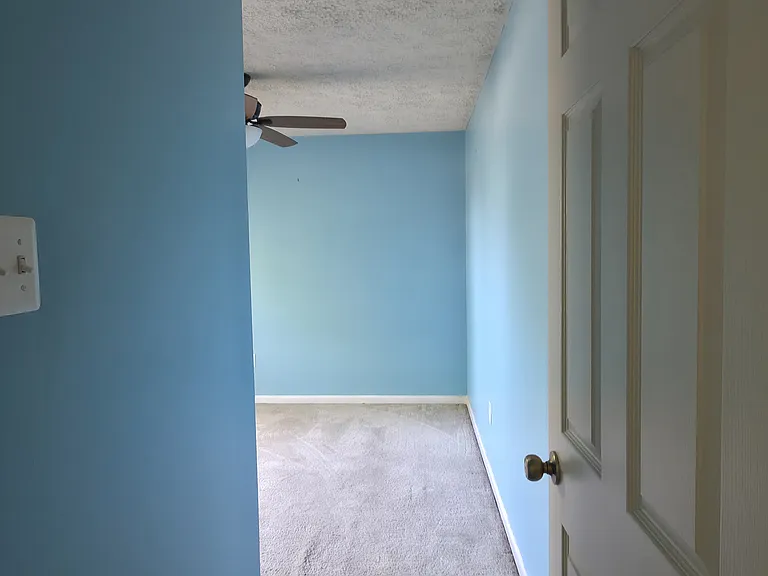 2202 N Tollgate Cir — Photo 14