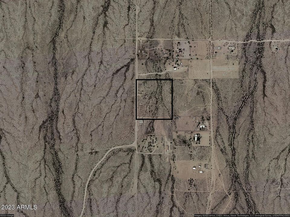 2nd image of 23669 S Hays Rd -- #-