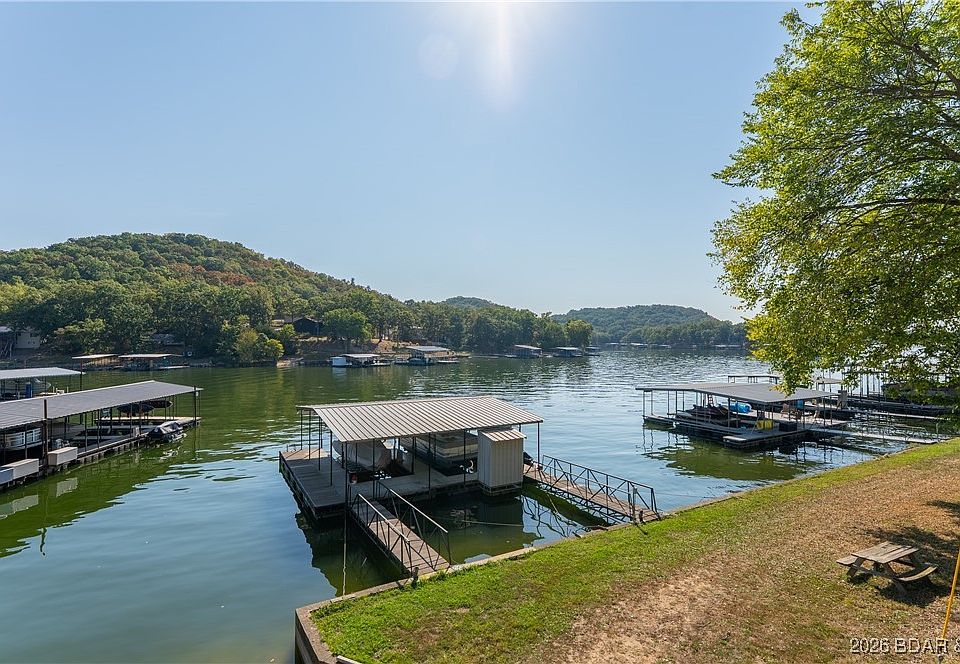 1st image of 70 Amber Rd