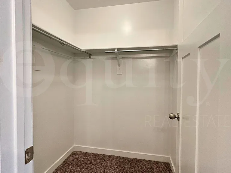 648 E 380 N — Photo 13