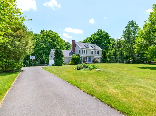 63 Ridgecrest Drive, Ridgefield, CT 06877