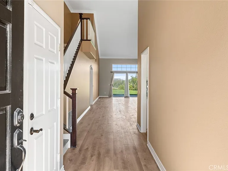 6430 Regents Ct — Photo 7