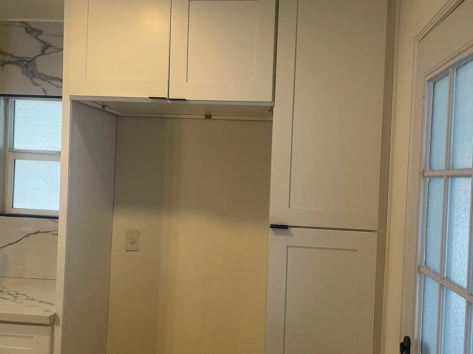 3 bed, 927 sqft, $2,400 — Photo 4