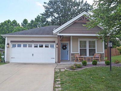 7221 Oakpark Dr, Newburgh, IN, 47630
